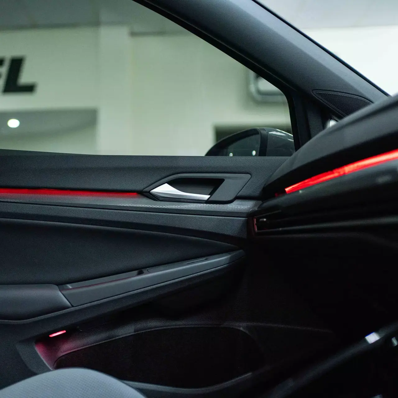 VW-Golf-8-Gti-2024